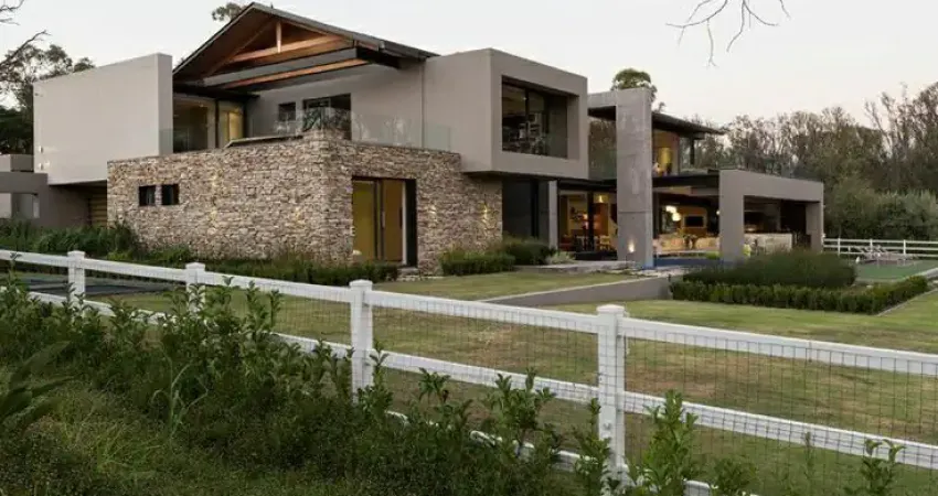 Chácara / sítio com 3 quartos à venda na Avenida Francisco Lourenço, 3456, Águas de Igaratá, Igaratá