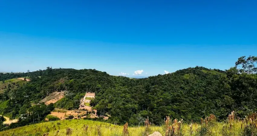 Lançamento pé na água com entrada facilitada e entrada de veículos