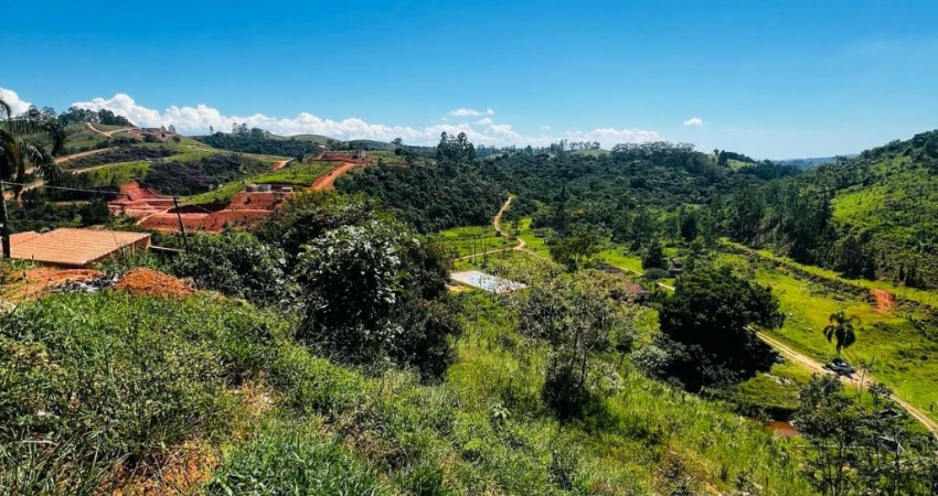 Lançamento pé na água com entrada facilitada e entrada de veículos