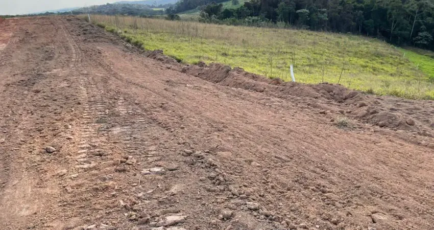Lançamento de igarada com entrada facilitada para veículos