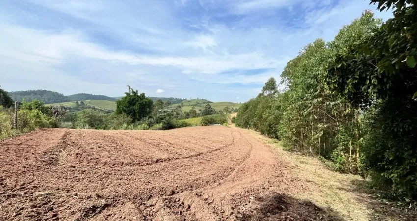 L1- saia do meio do caos e venha vive em meio a natureza com ótimas vistas!