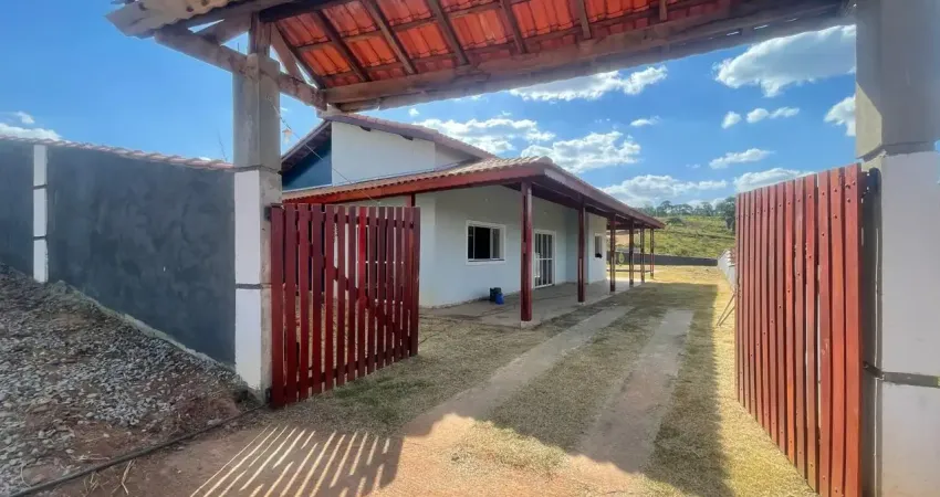 Viva em meio a natureza  totalmente pronta, hidráulica, pintura, pisos, louças etc.