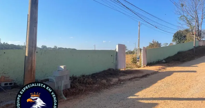 Ibiúna – lote fechado 600m², 1,4km do asfalto, perto de escola e mercado