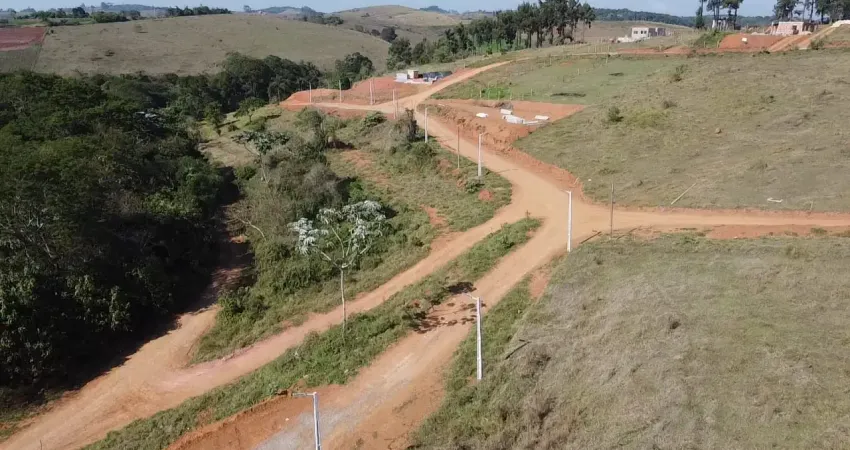 Terrenos em igaratá com lindas vistas, cachoeira, pesqueiro e pertinho da represa!