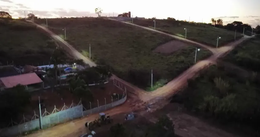 Viva cercado pela natureza em atibaia! lotes prontos para construir!