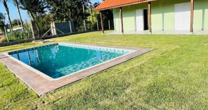 Chácara / sítio com 3 quartos à venda na Avenida Antônio Mathias de Camargo, 15, Centro (Caucaia do Alto), Cotia