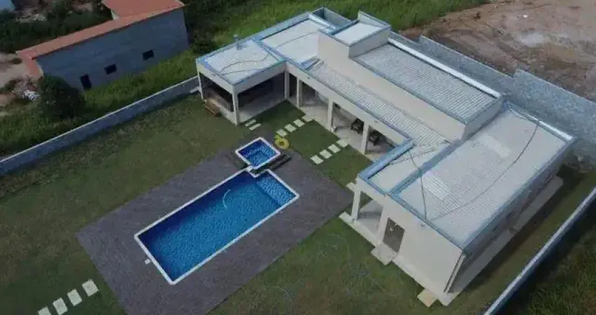 Terreno em cotia para formar sua futura chácara. ótimo para quem busca investir e valorizar.