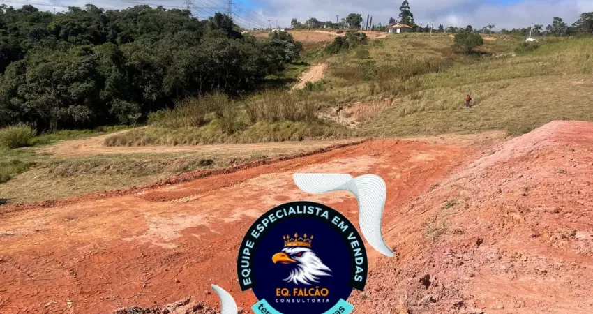 Seu refúgio perfeito a poucos minutos do centro de Igaratá !!