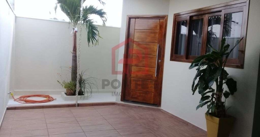 Casa com 3 quartos à venda no Lívia, Botucatu 