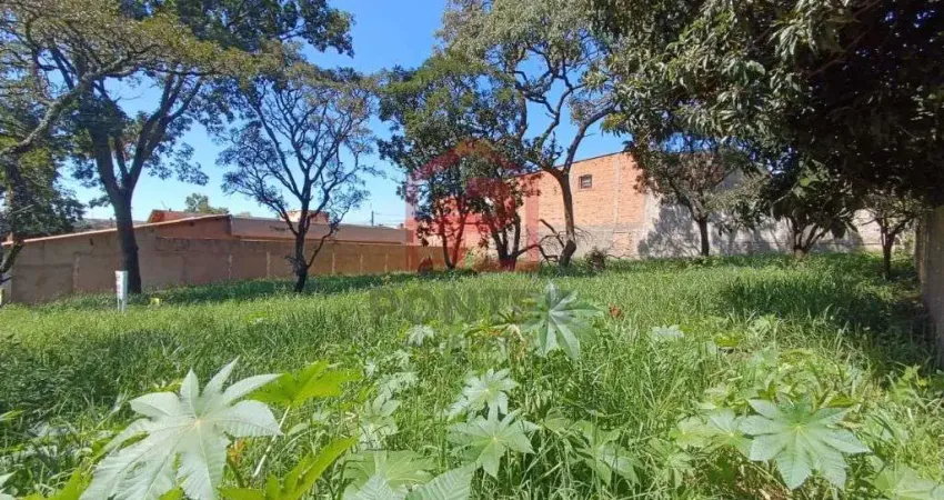 Terreno à venda no Jardim Santa Mônica, Botucatu 