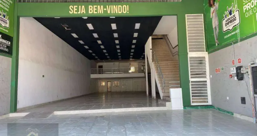 Barracão / Galpão / Depósito com 1 sala para alugar na Rua Maciel Monteiro, 569, Vila Nhocune, São Paulo
