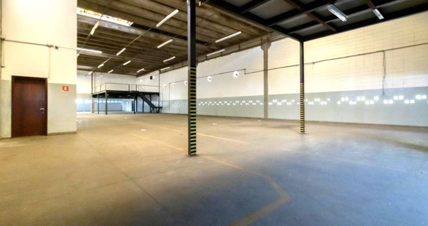 GALPÃO PARA LOCAÇÃO EM BARUERI, ÓTIMA LOCALIZAÇÃO /