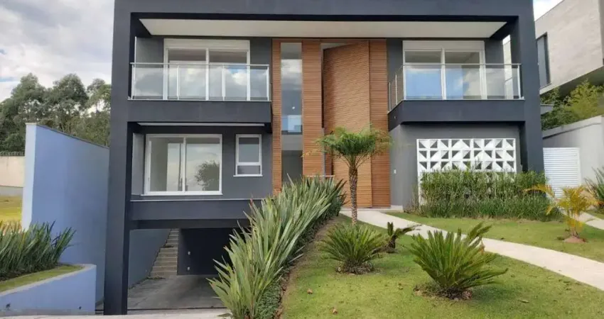 Uma linda casa  com uma área de 525 m² de terreno e 520 m
