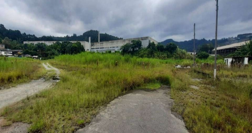 ÁREA COMERCIAL PARA LOCAÇÃO EM ITAPEVI / 5 MINUTOS ATÉ A CASTELO BRANCO