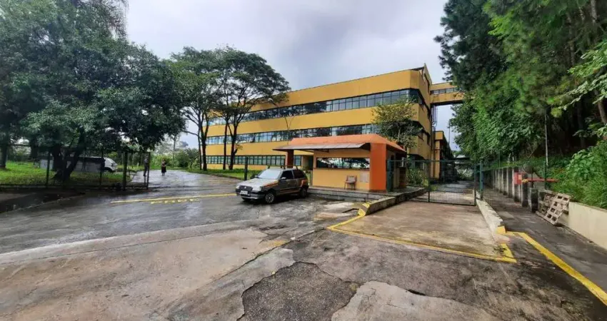 GALPÃO INDUSTRIAL LOCALIZADO EM BARUERI, PROXIMO ESTR DOS ROMEIROS