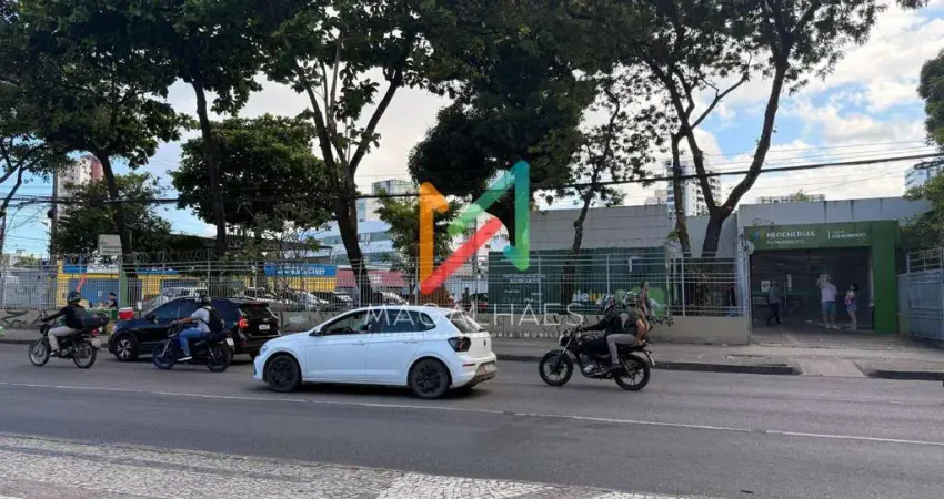 ALUGO PRÉDIO COMERCIAL COM 1.940 m² PARA LOCAÇÃO NA MADALENA – RECIFE/PE