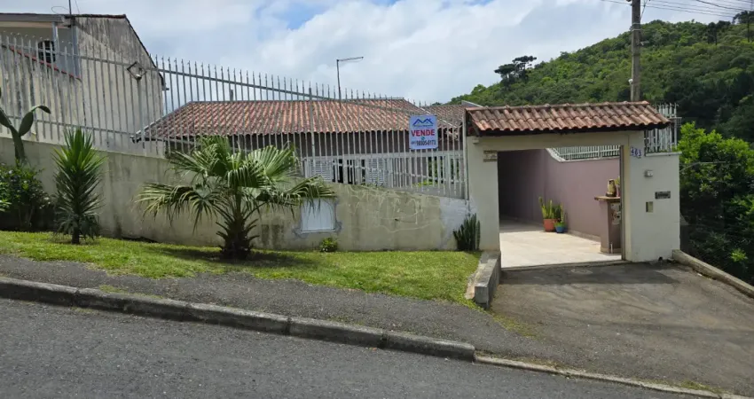 Linda casa três quartos a venda no centro de almirante tamandaré/pr