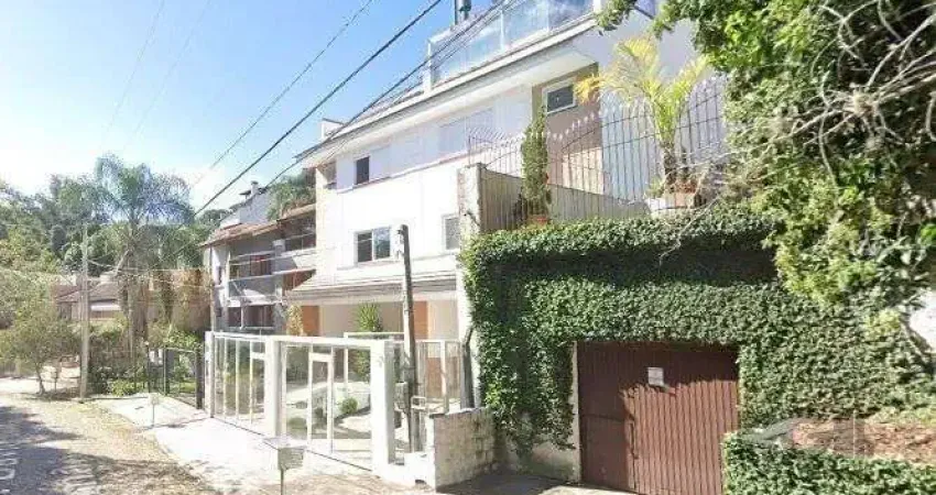 Casa em Condomínio em Jardim Isabel