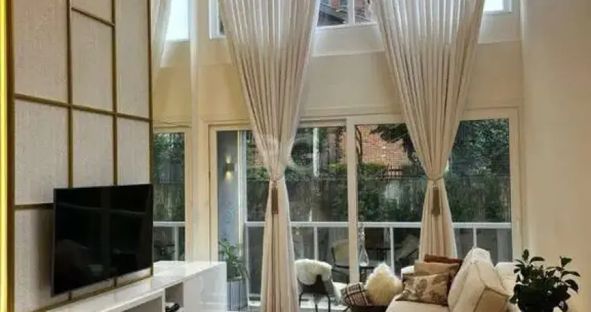 Excelente apartamento com 2 dormitórios, 2 suítes, 1 banheiro e 2 vagas de garagem.