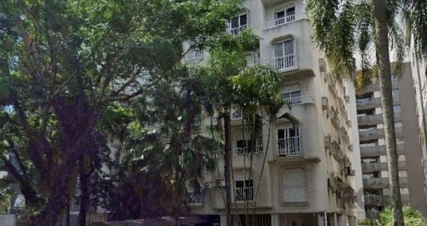 Excelente apartamento de 148m² com 3 dormitórios sendo 1 suíte e 2 vagas.