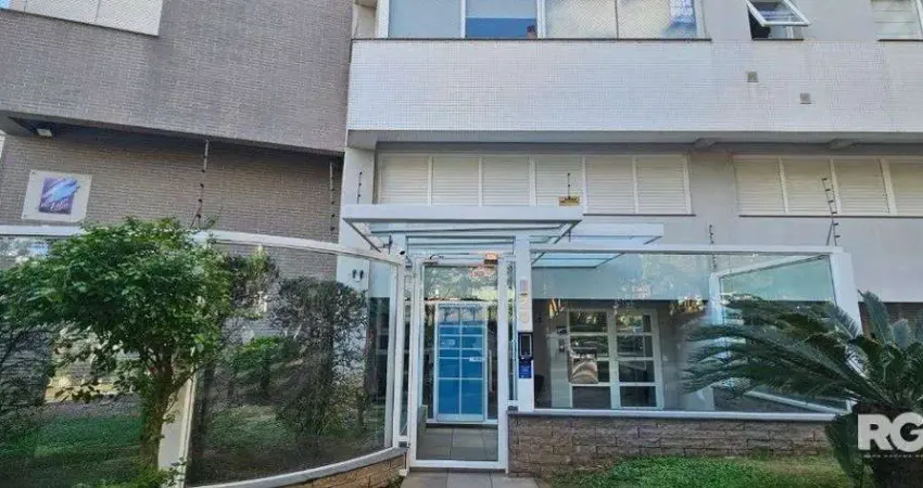 Lindo apartamento mobiliado de 1 domitório com 1 suíte e sacada