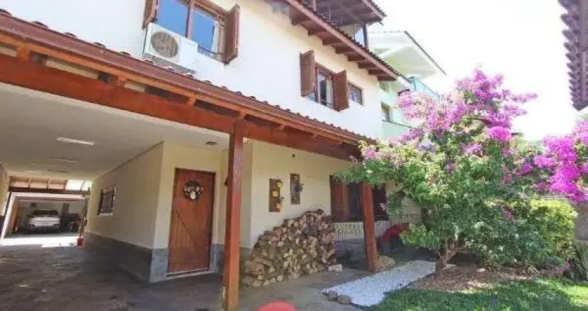 Casa para venda - 360m², 3 dormitórios, sendo 1 suites, 4 vagas - portal do guarujá