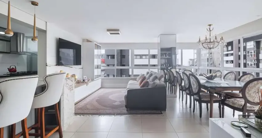 Apartamento com 03 Quartos (01 suíte) e 02 vagas na Praia de Torres RS