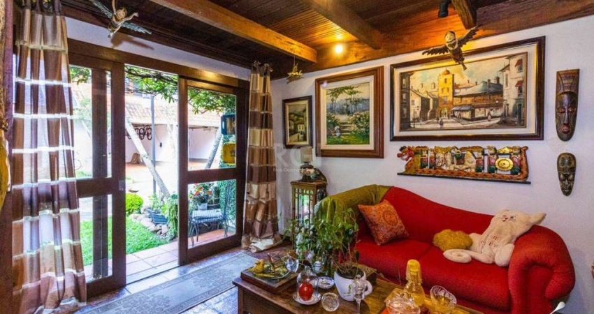 Casa Condominio para Venda - 231m², 4 dormitórios, sendo 3 suites, 3 vagas - Ipanema