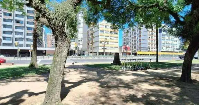 Apartamento com 3 quartos à venda na Avenida João Pessoa, --, Centro Histórico, Porto Alegre