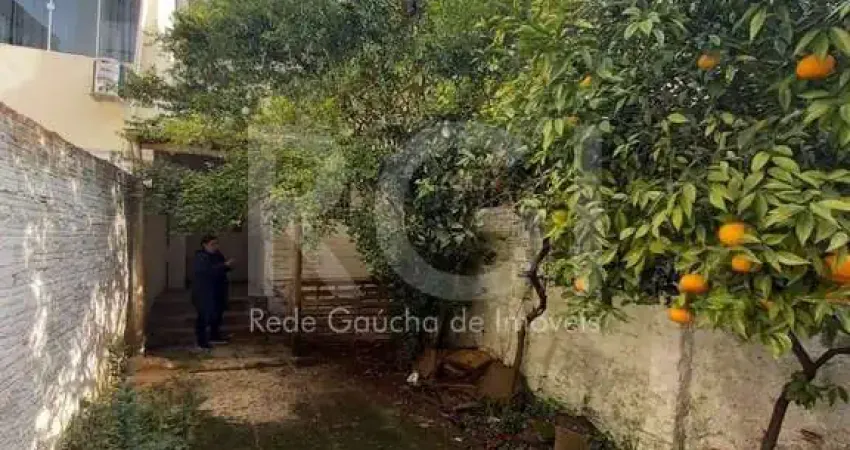 Casa para Venda - 140m², 4 dormitórios, 1 vaga - Cidade Baixa
