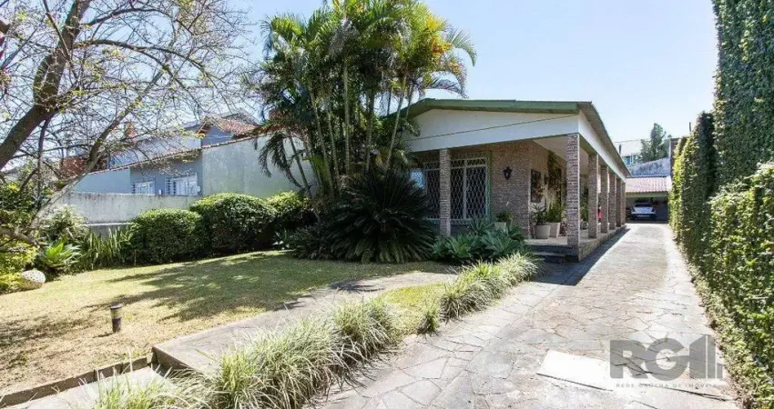 Casa com 3 quartos à venda na Rua Morano Calabro, --, Jardim Isabel, Porto Alegre
