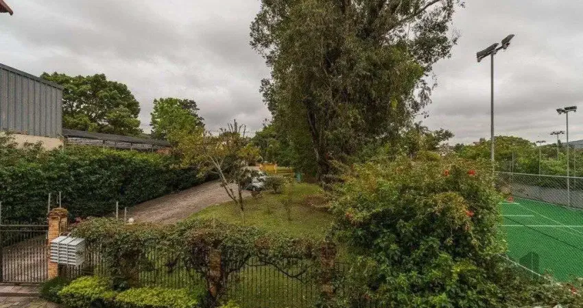 Casa em condomínio, 171m², 3 dormitórios, Pedra Redonda