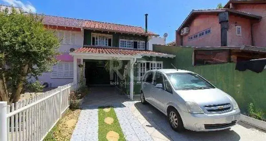 Casa em Porto Alegre, no bairro Ipanema, com 3 dormitório(s), e 3 banheiros, à venda.