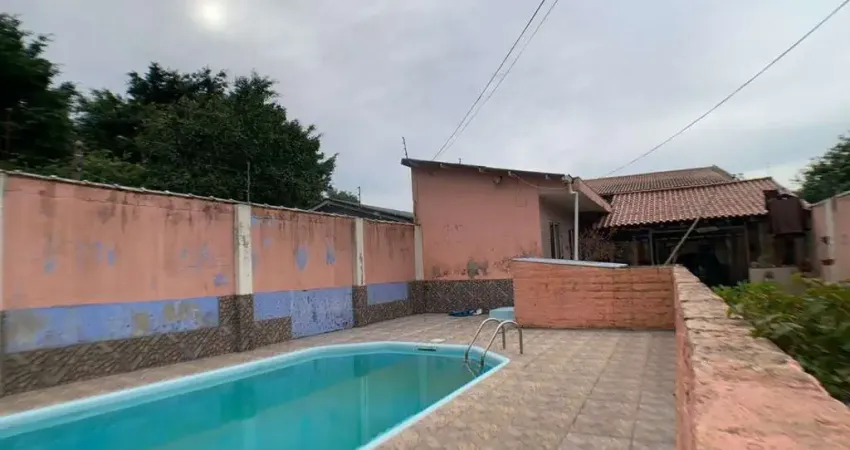 Casa para venda - 318m², 3 dormitórios, piscina, bairro guarujá