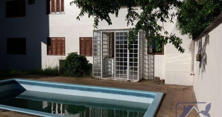 Casa para Venda - 380m², 5 dormitórios, sendo 2 suites, 3 vagas - Nonoai, Porto Alegre