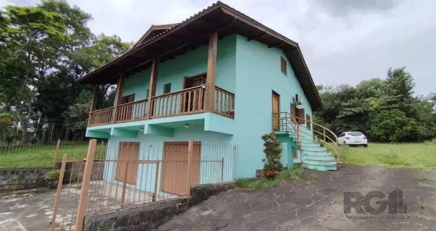 Casa com 3 quartos à venda na Avenida Santo Dias da Silva, --, Lomba do Pinheiro, Porto Alegre
