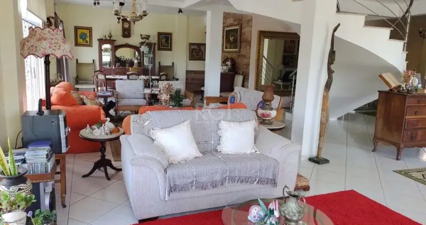 Casa com 4 quartos à venda na Estrada das Furnas, --, Vila Nova, Porto Alegre