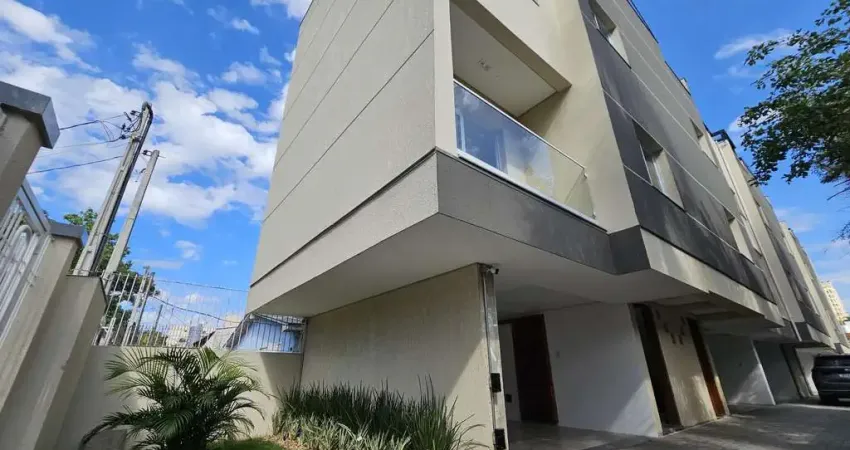 Casa em condomínio fechado com 3 quartos à venda na Avenida Sergipe, --, Glória, Porto Alegre
