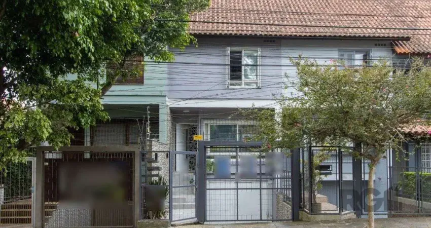 Sobrado com 148,45m², com 2 quartos, suíte, área gormet, vista para o Guaíba, na Vila Conceição.