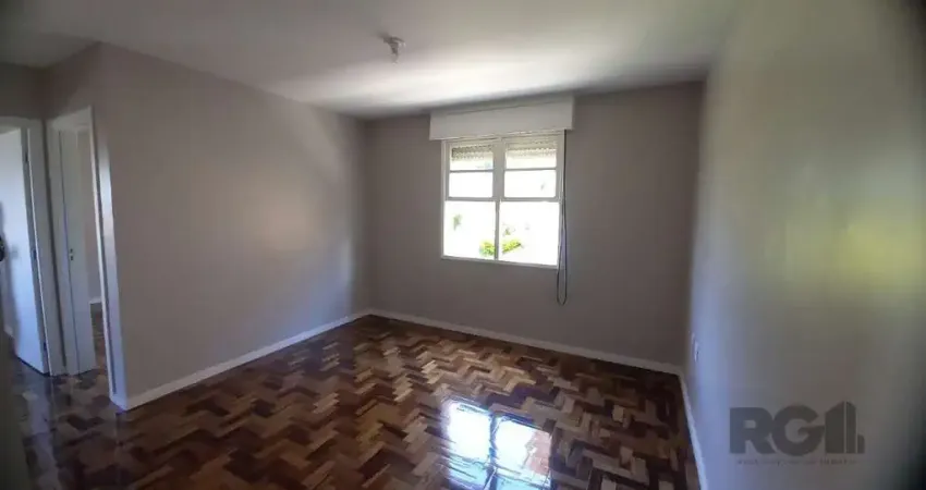 Apartamento com 2 dormitórios, vaga de garagem, no bairro Cristal, Porto Alegre/RS