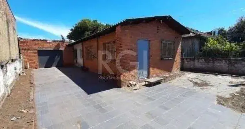 Casa com 2 quartos à venda na Avenida Bernardino Silveira de Amorim, --, Sarandi, Porto Alegre