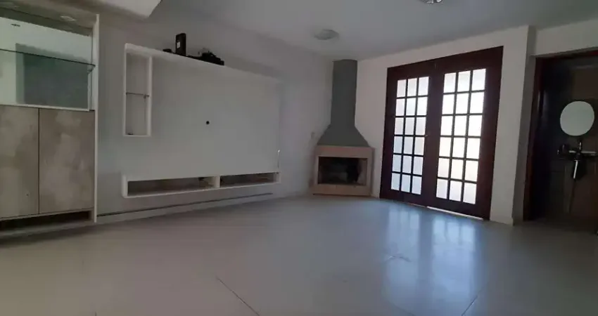 Casa com 3 dormitórios no bairro Aberta dos Morros - Porto Alegre