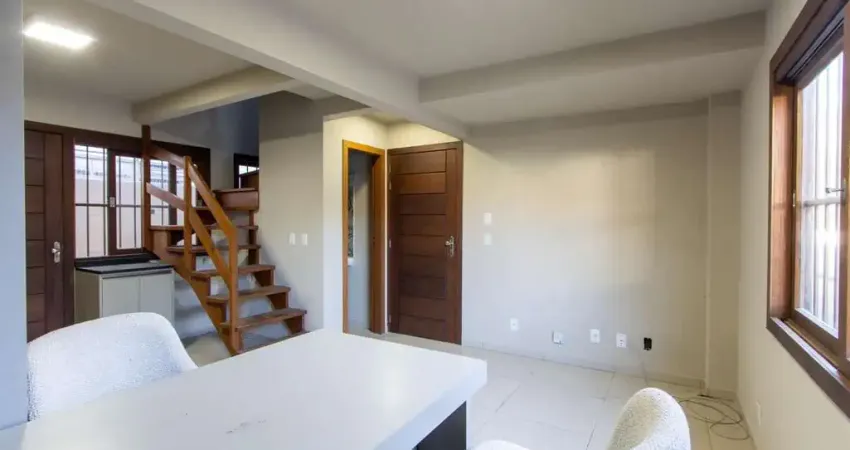 Casa em condomínio fechado com 3 quartos à venda na Rua Professor Joaquim Felizardo, --, Espírito Santo, Porto Alegre