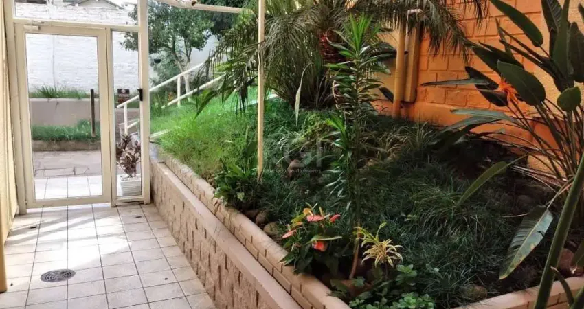 Apartamento com 2 dormitórios, no bairro Cristal, Porto Alegre/RS