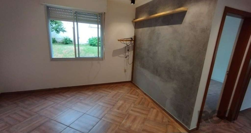 APARTAMENTO TÉRREO, 2 DORMITÓRIOS, NO BAIRRO CRISTAL, PORTO ALEGRE/RS