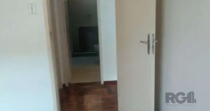 Apartamento com 2 quartos, 1 vaga de garagem, no bairro Medianeira, Porto Alegre/RS