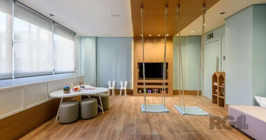 Apartamento com 3 quartos, suíte, vaga de garagem, churrasqueira - 67m² no bairro São João, Porto Alegre/RS