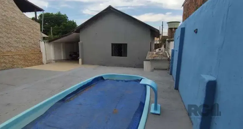 Casa com 2 quartos à venda na Avenida Faria Lobato, --, Sarandi, Porto Alegre