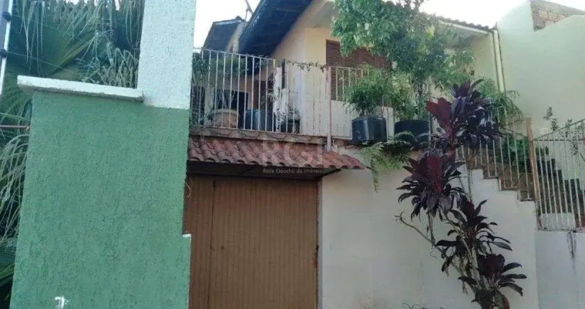 Casa com 2 quartos à venda na Rua Augusto Belloli, --, Teresópolis, Porto Alegre