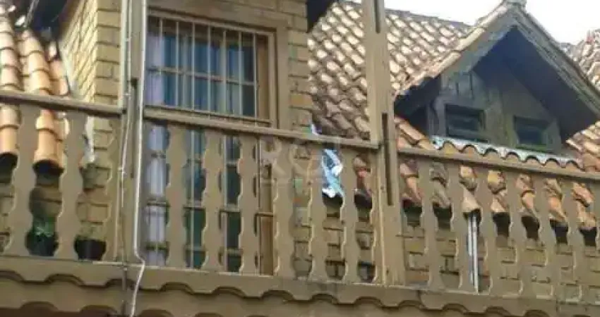 Sobrado para Venda - 24.4m², 1 dormitório, 1 vaga - Glória, Porto Alegre